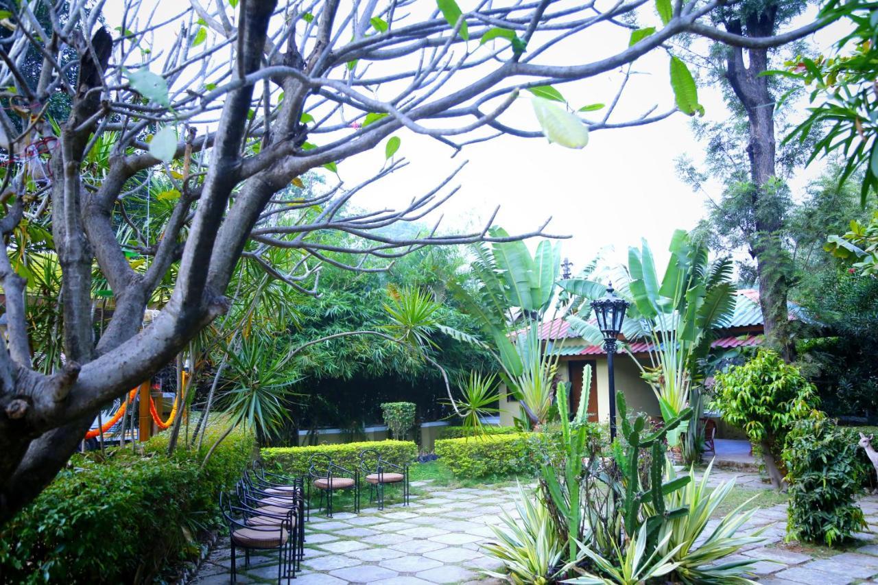 Anandvan Holiday Homes, Wai מראה חיצוני תמונה