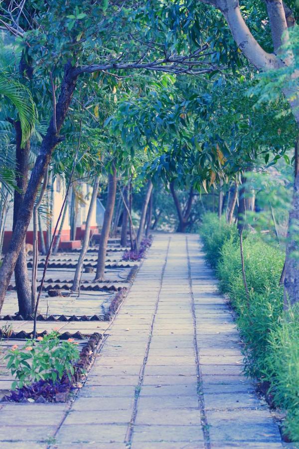 Anandvan Holiday Homes, Wai מראה חיצוני תמונה