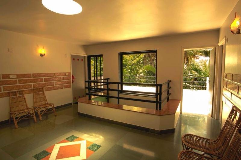 Anandvan Holiday Homes, Wai מראה חיצוני תמונה