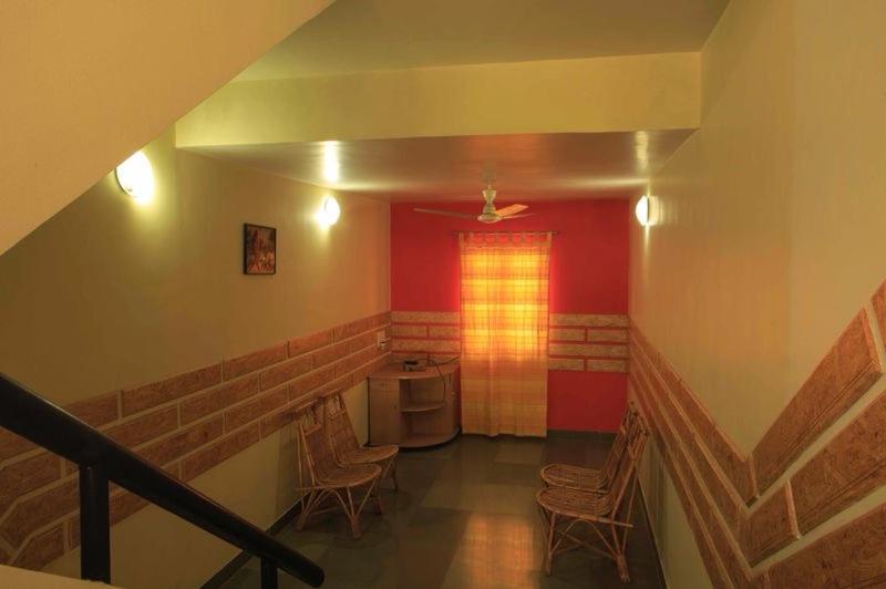 Anandvan Holiday Homes, Wai מראה חיצוני תמונה